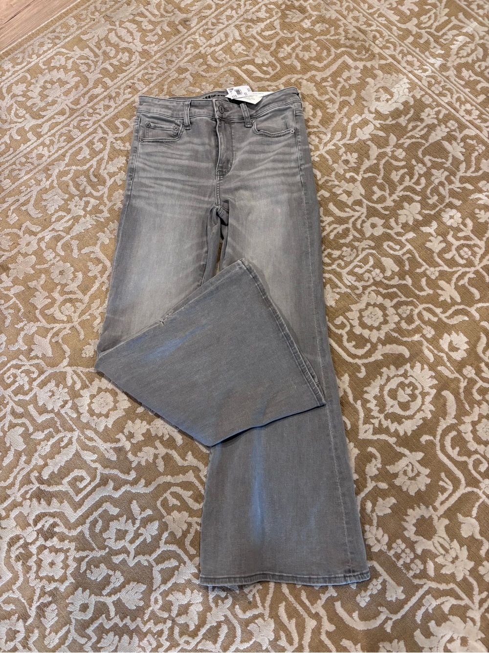 American Eagle Gray Festival Flare Jeans NWT 6 Short